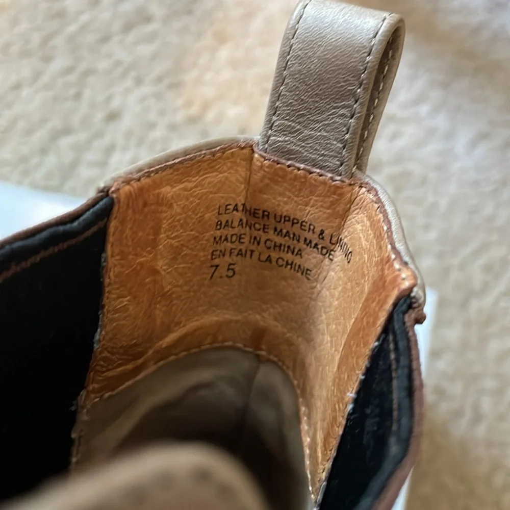 Seychelles Tan and Brown Ankle Boots - Picture 8 of 8